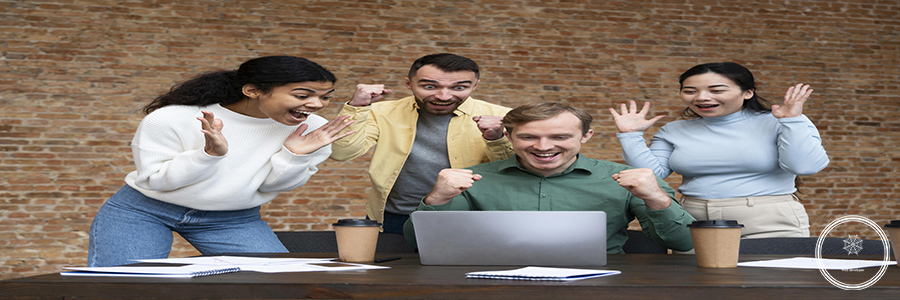 corporate-workers-brainstorming-together corporate-workers-brainstorming-together