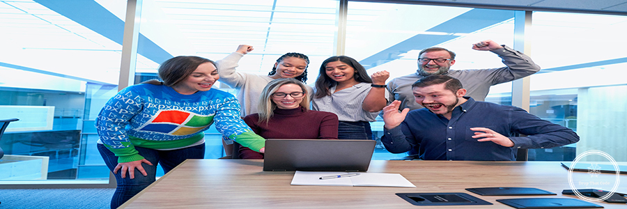 windows-WJPHTJEtgzw-unsplash Pull And Push Marketing Strategies